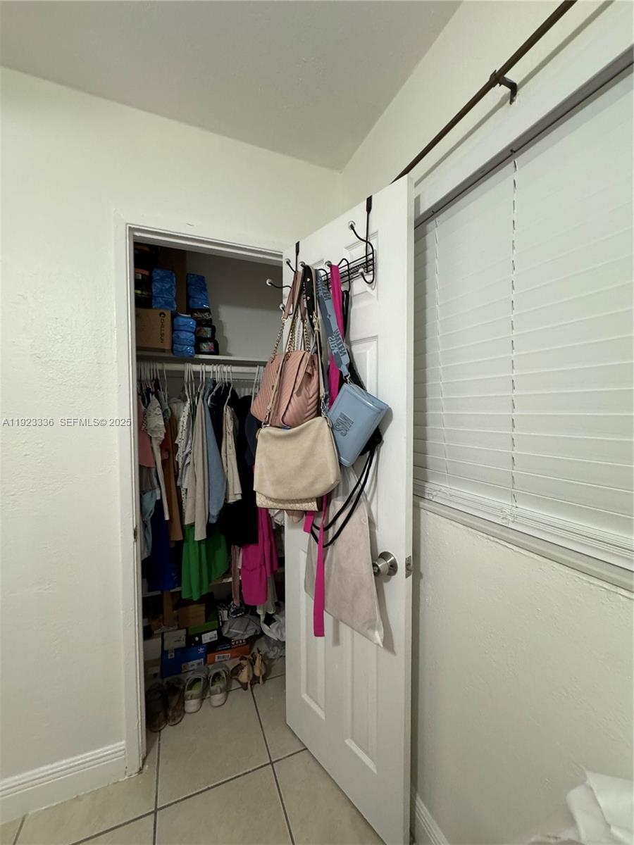 WESTWOOD PARK SEC 1 - Residential Lease