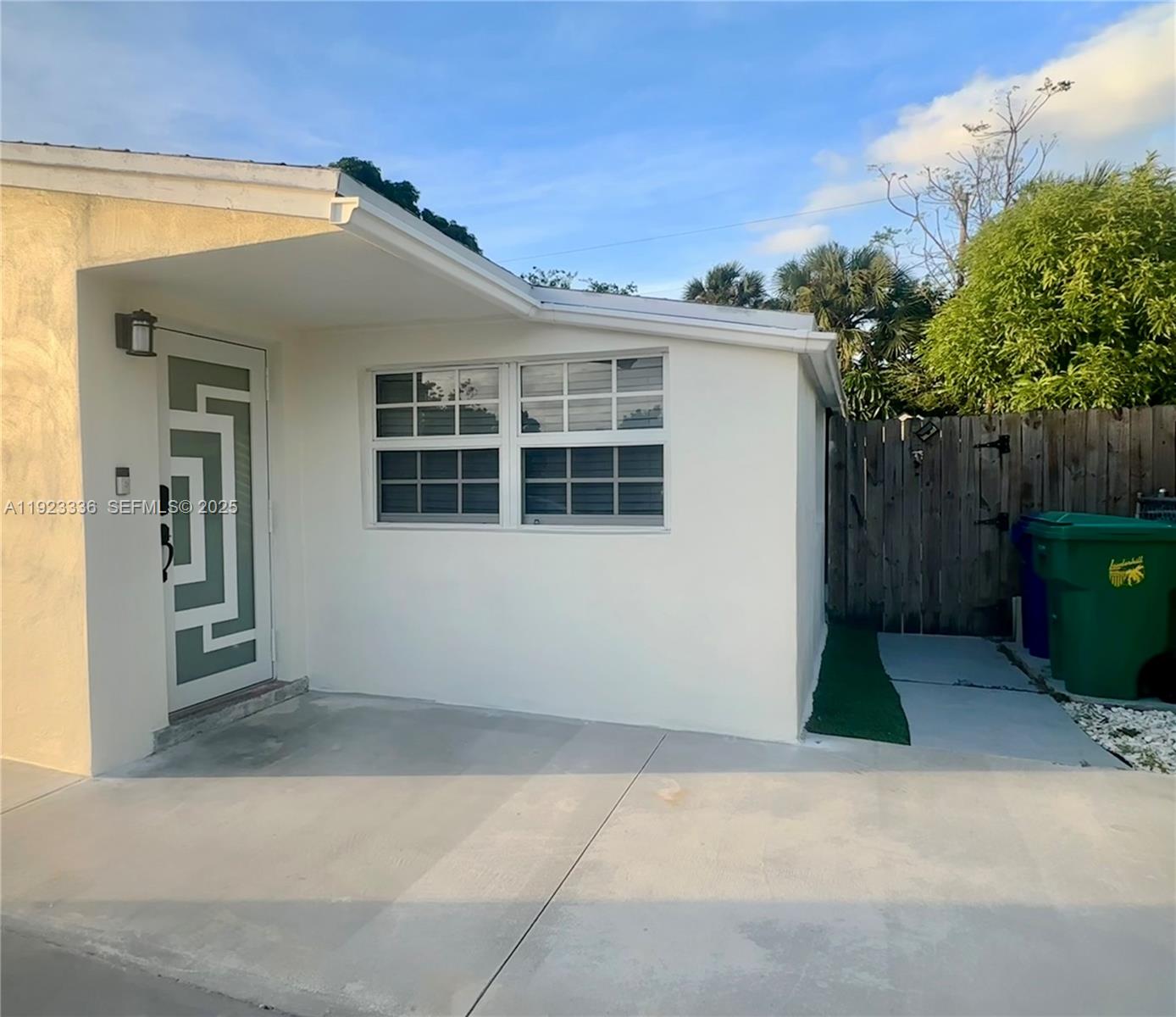 WESTWOOD PARK SEC 1 - Residential Lease