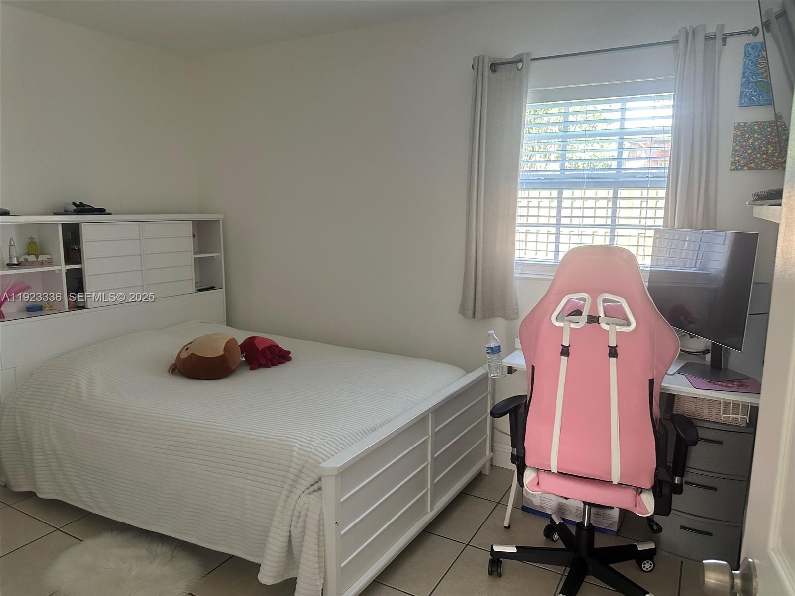 WESTWOOD PARK SEC 1 - Residential Lease