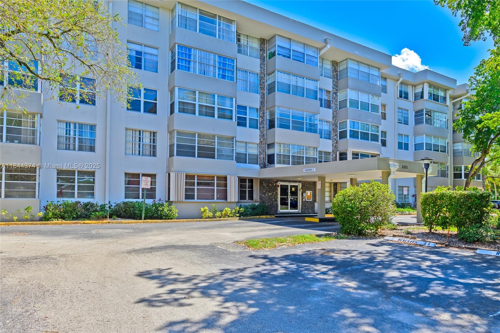 PLANTATION PLACE CONDO - Residential Lease