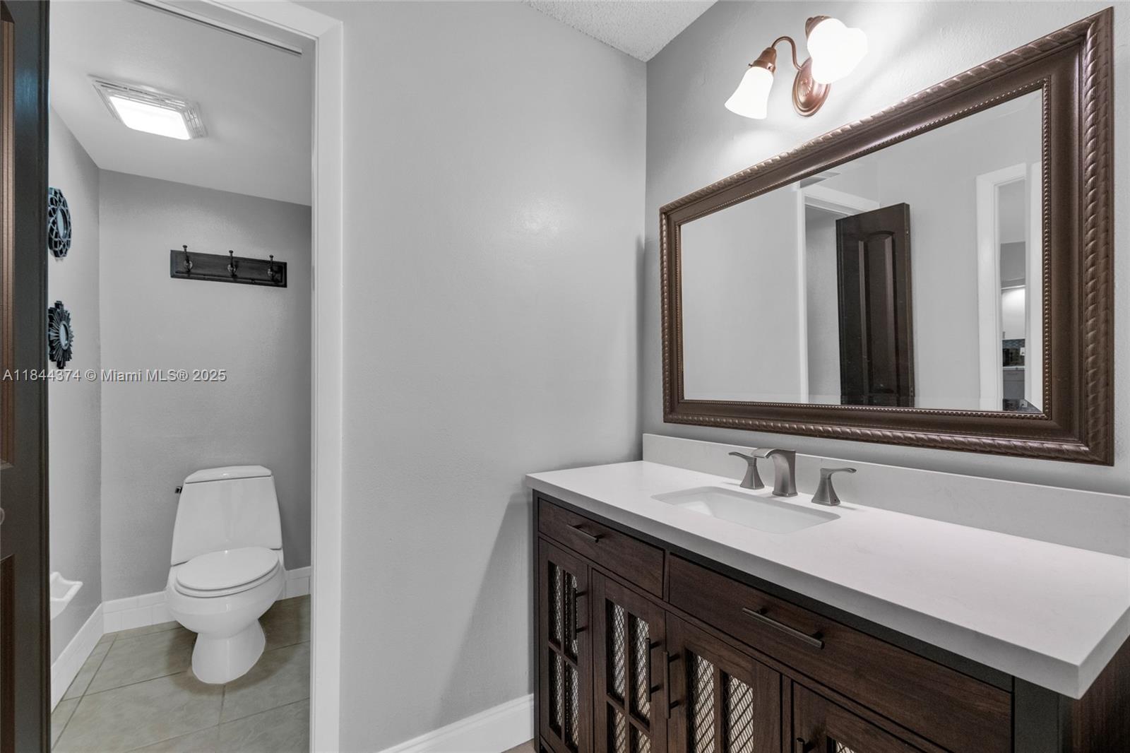 PLANTATION PLACE CONDO - Residential Lease