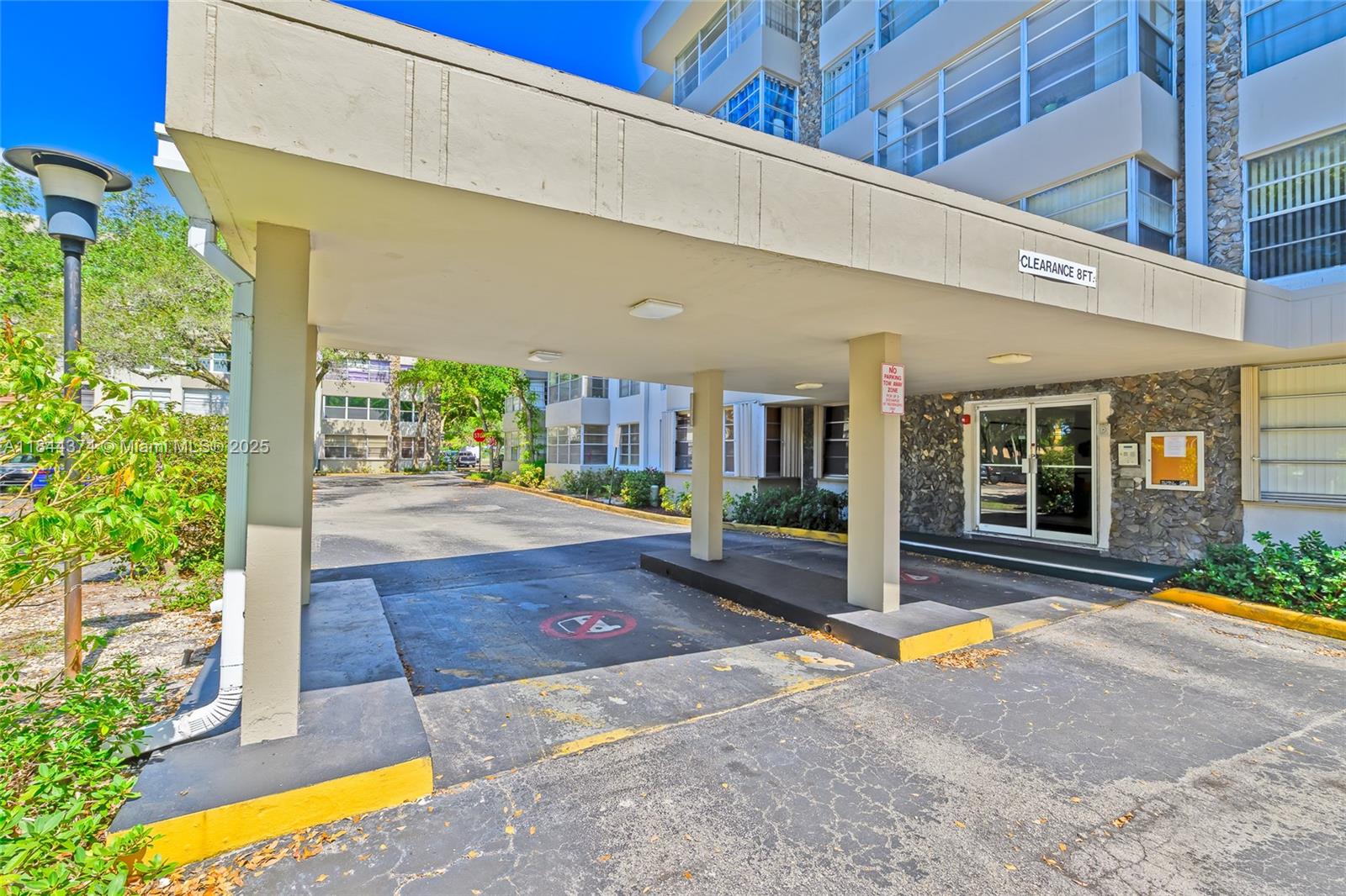 PLANTATION PLACE CONDO - Residential Lease