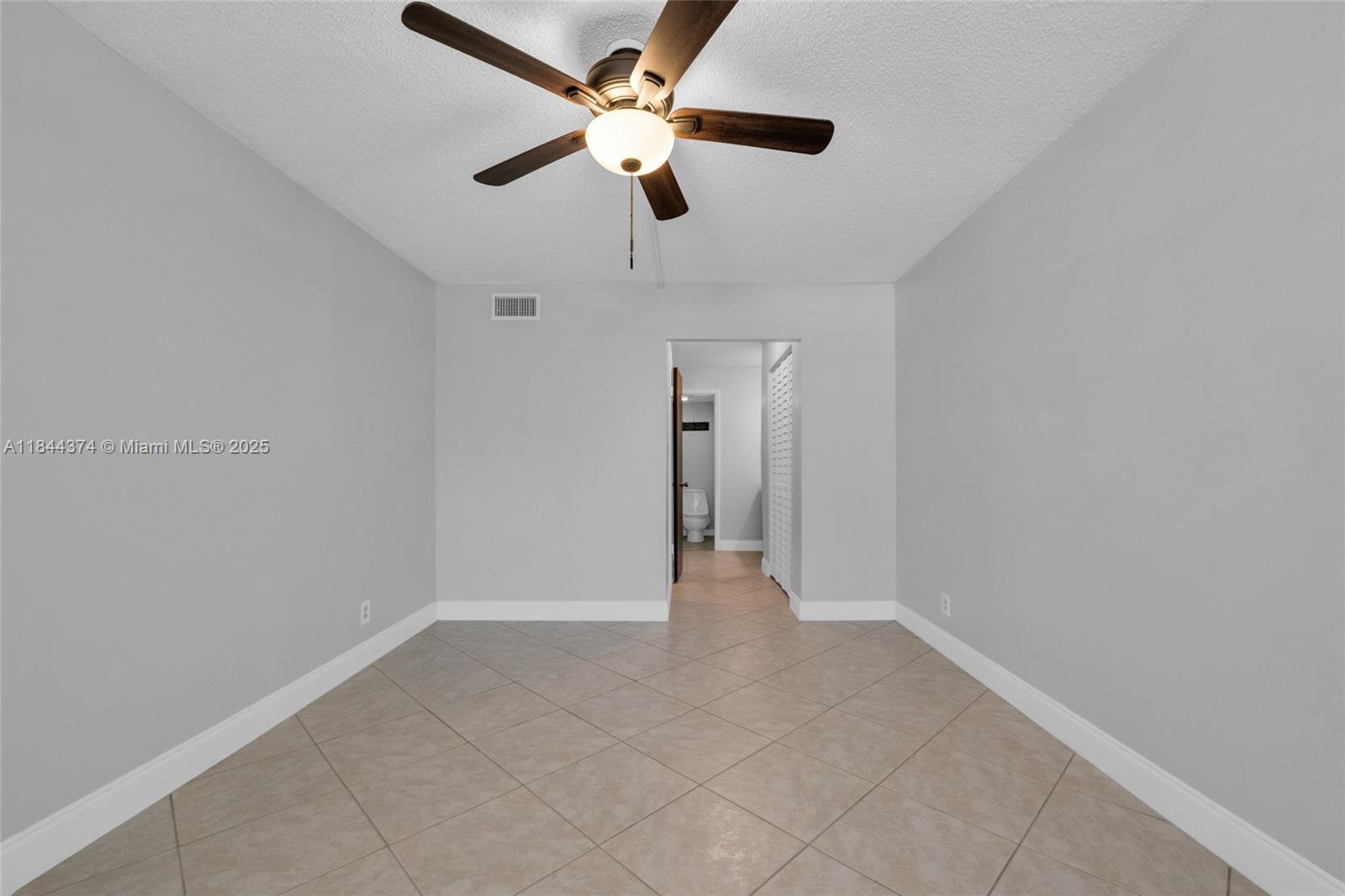 PLANTATION PLACE CONDO - Residential Lease