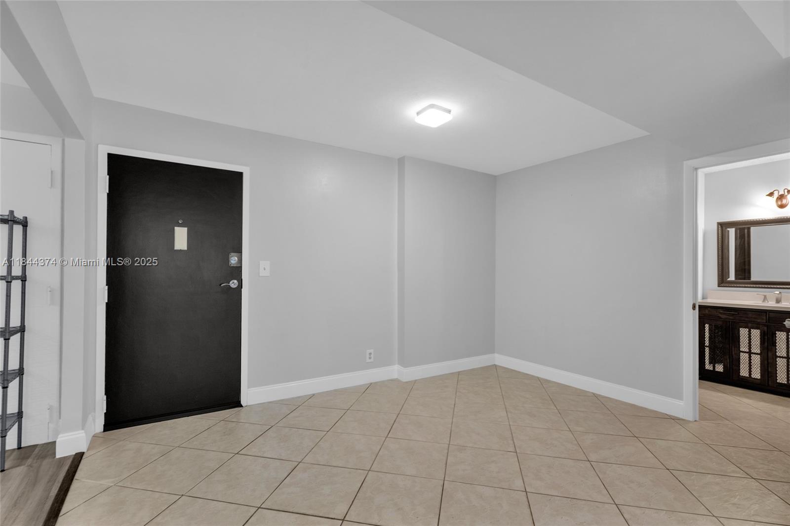 PLANTATION PLACE CONDO - Residential Lease