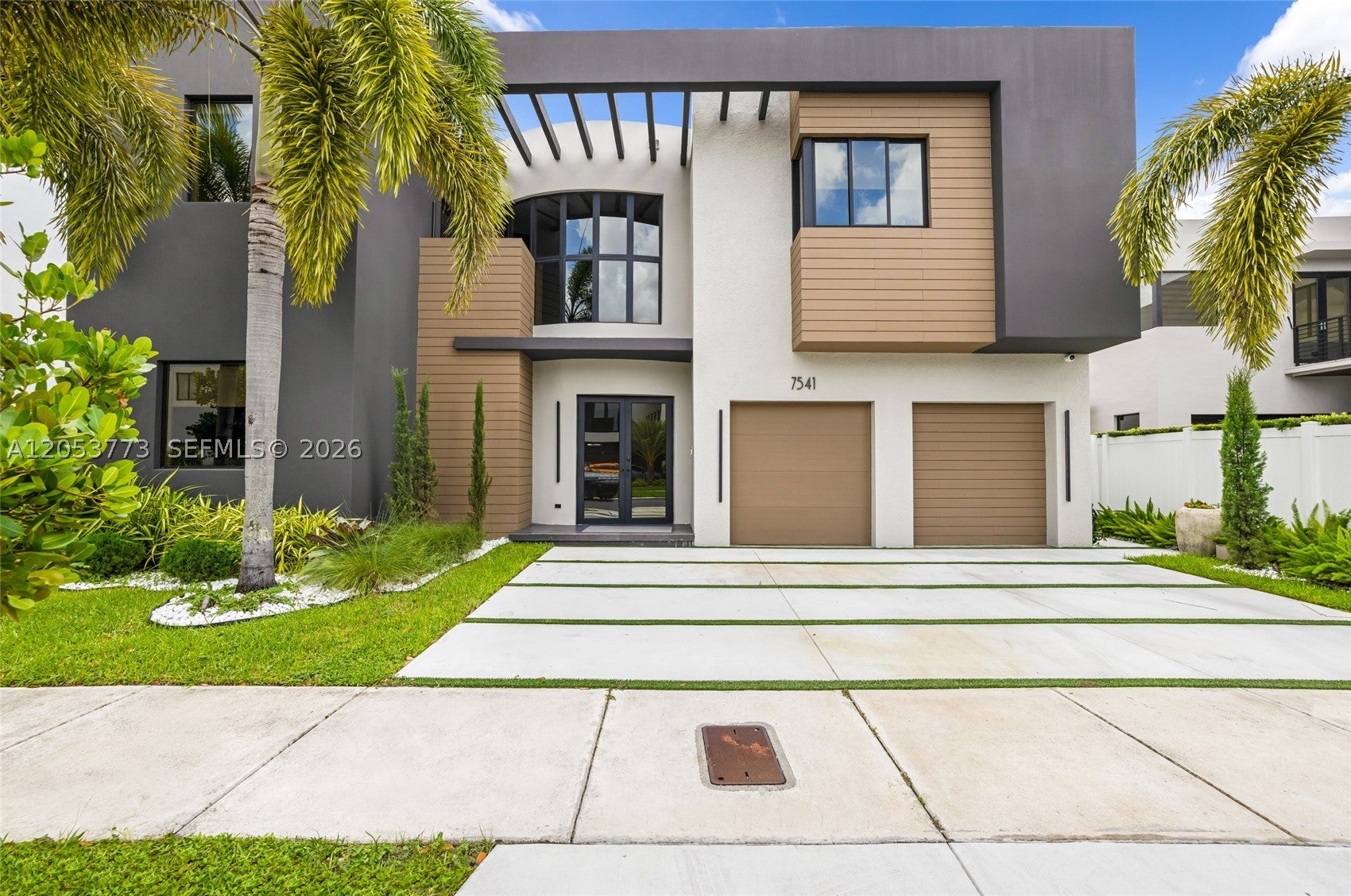 7541 NW 100th Ave