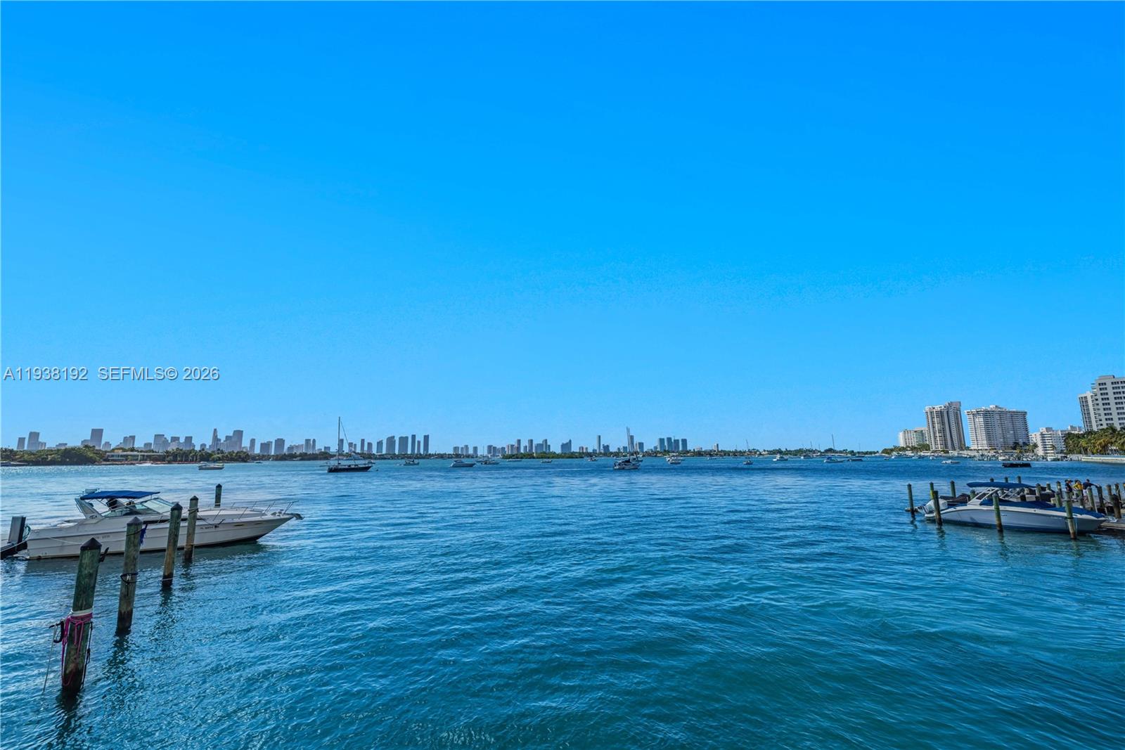 MIRADOR 1200 CONDO - Residential