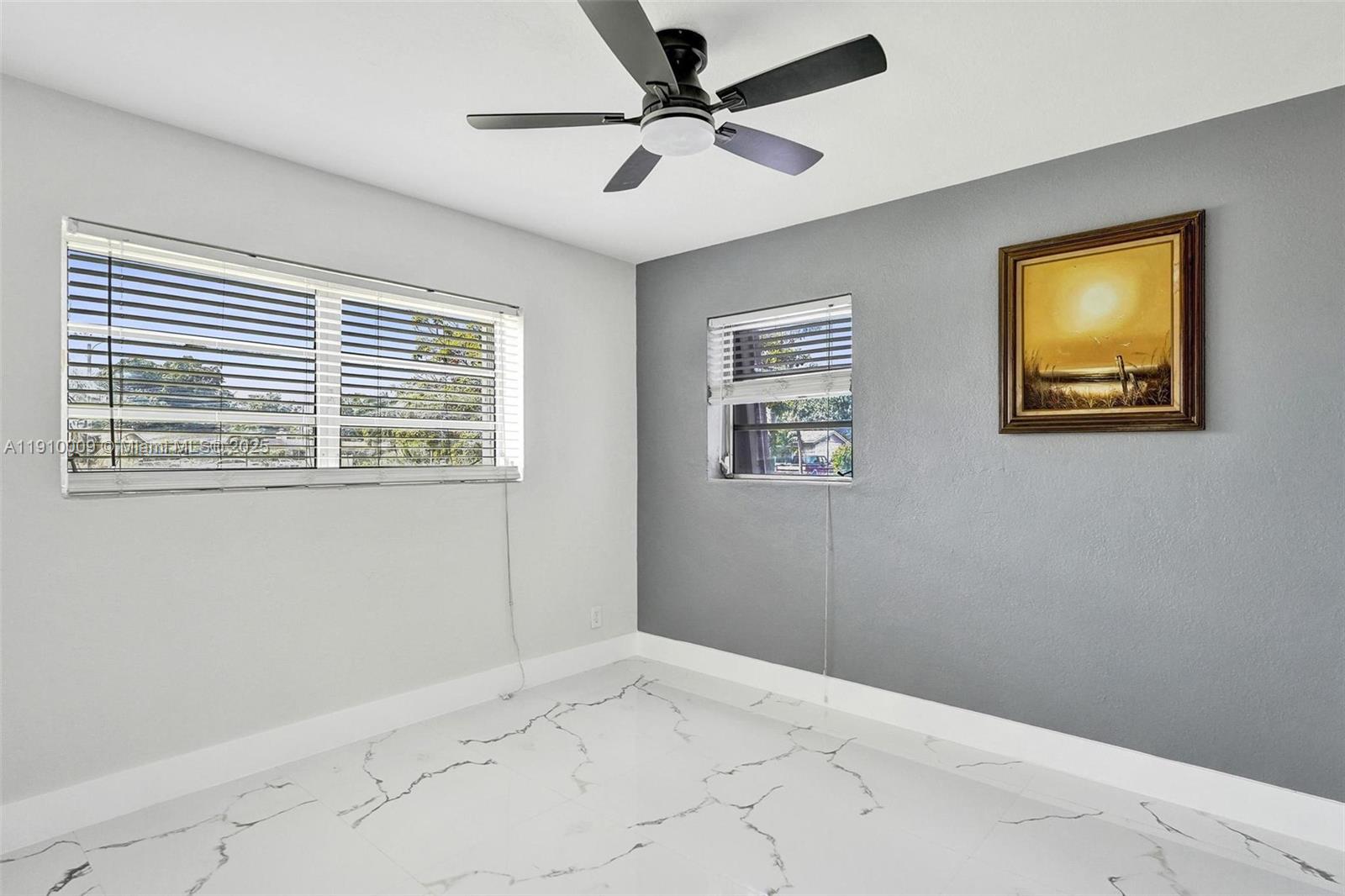 LAUDERDALE VILLAS - Residential