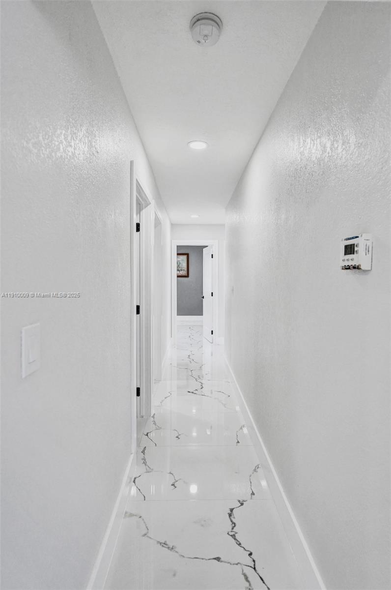 LAUDERDALE VILLAS - Residential