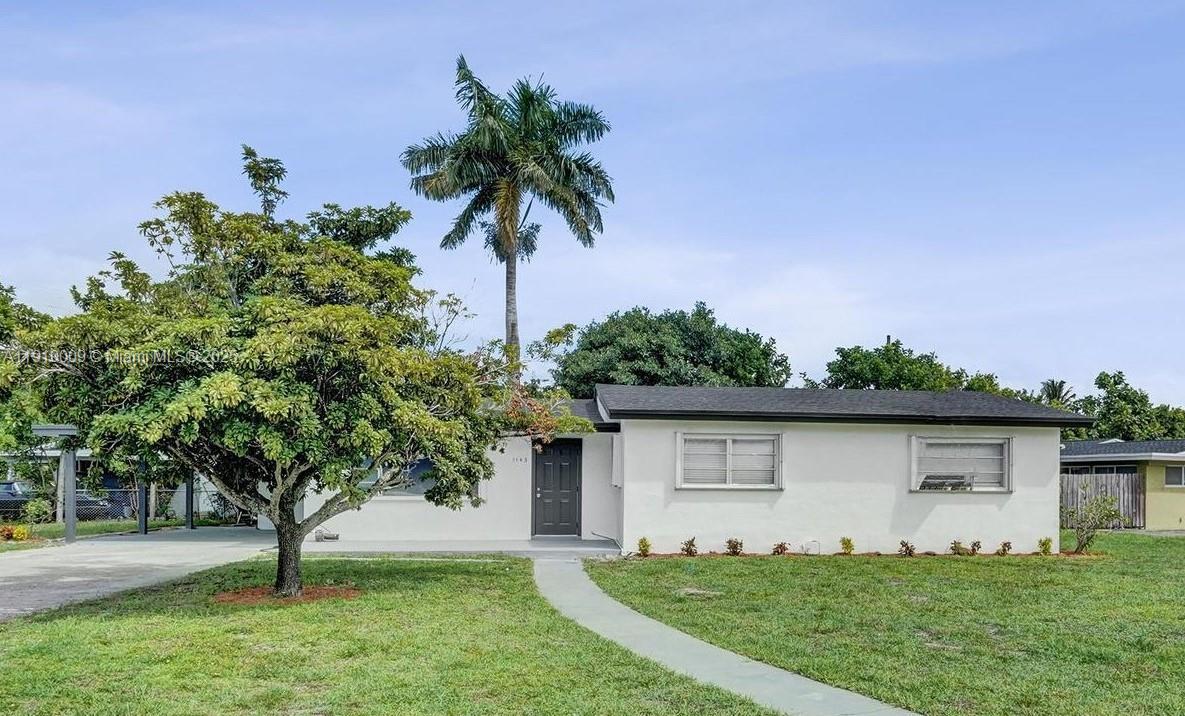 LAUDERDALE VILLAS - Residential