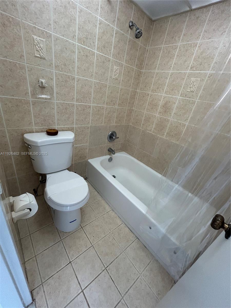 WINDWARD II CONDO - Residential Lease