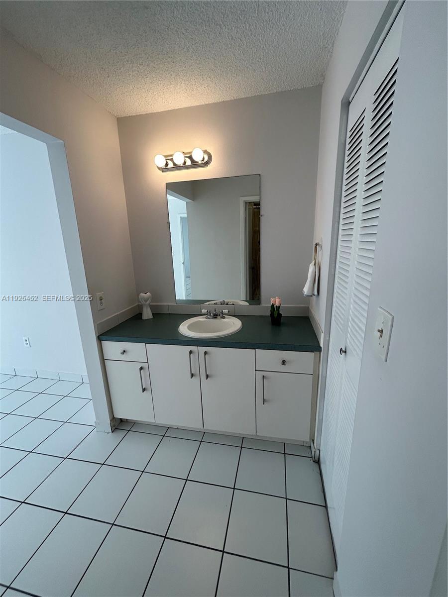 WINDWARD II CONDO - Residential Lease