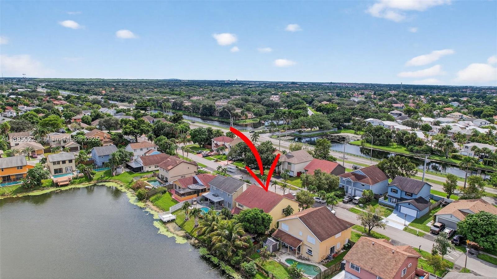 LAKESIDE SOUTH - Residential