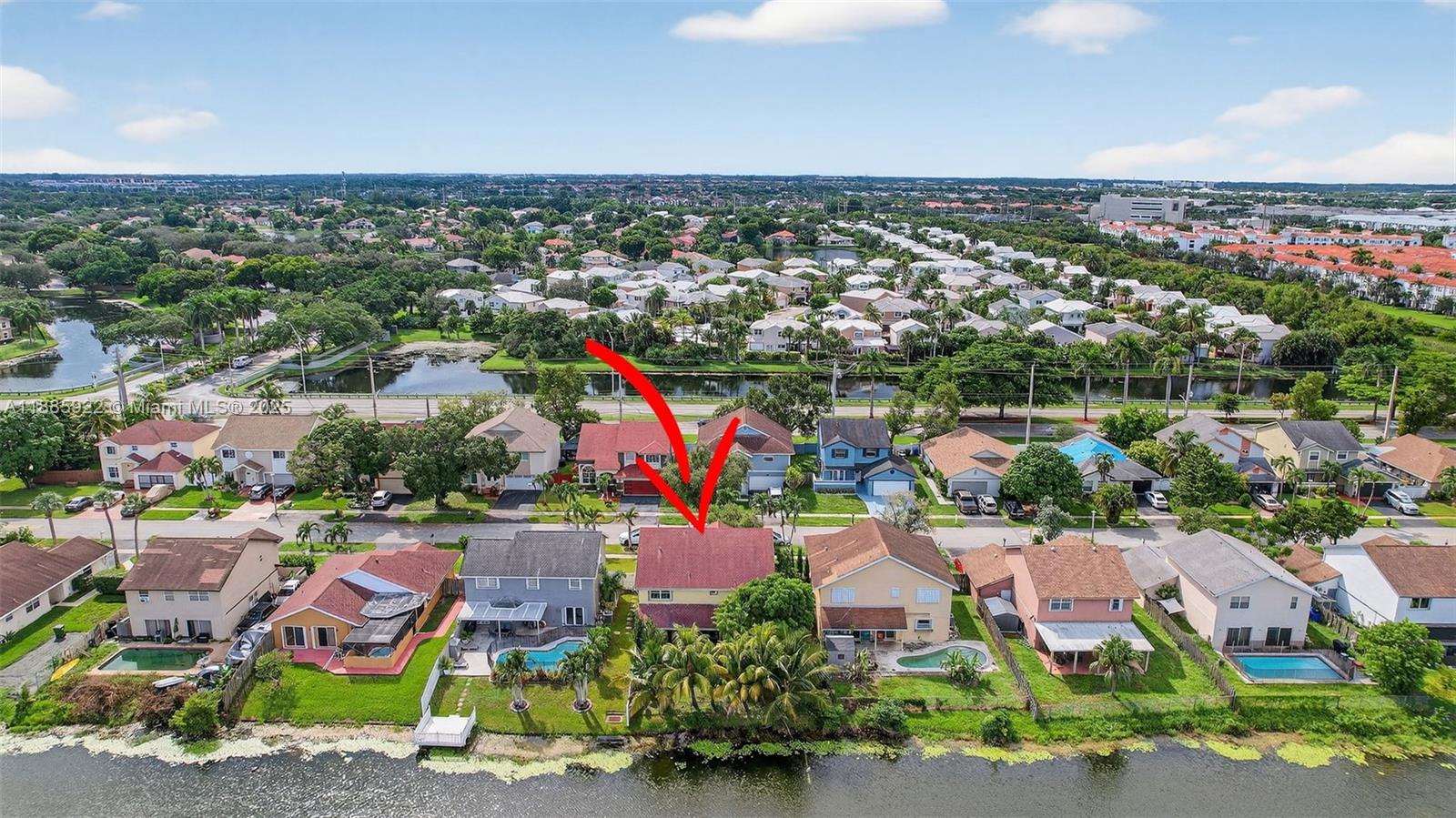 LAKESIDE SOUTH - Residential
