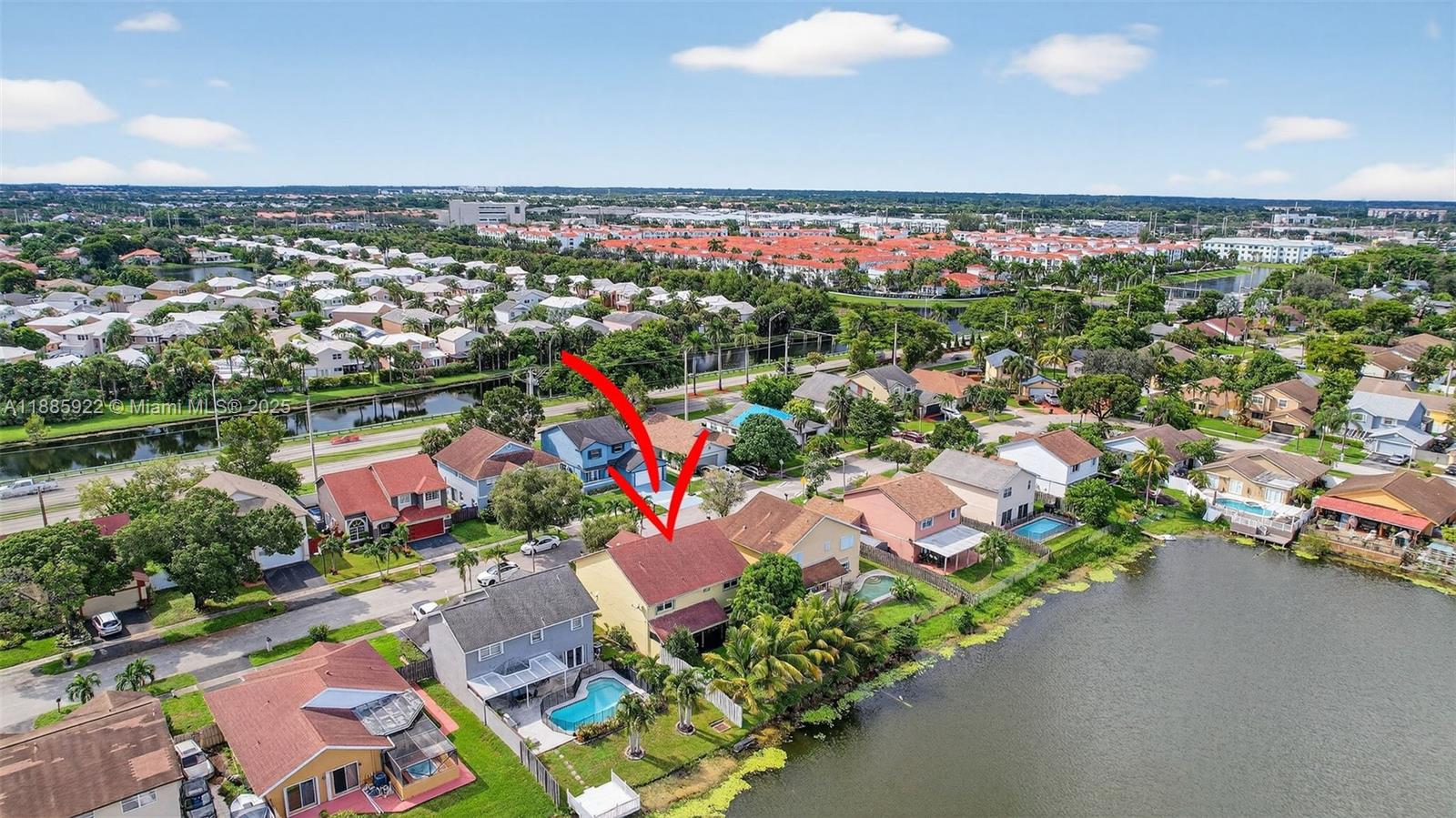 LAKESIDE SOUTH - Residential
