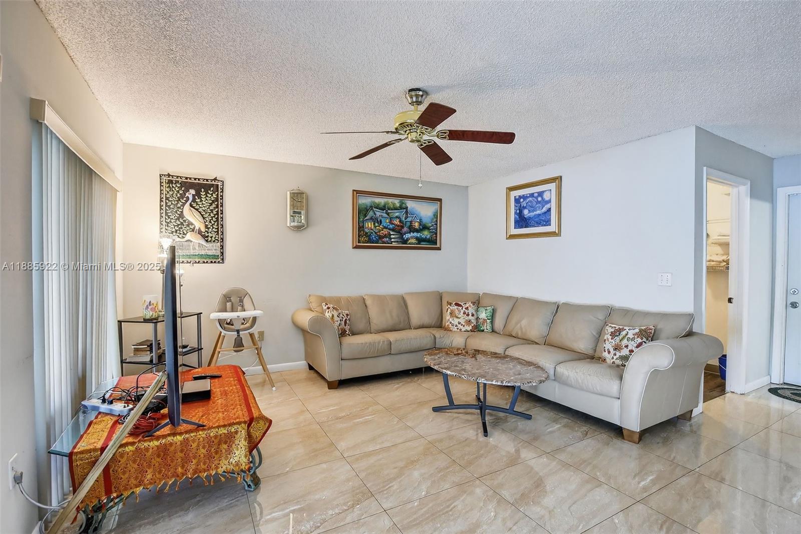 LAKESIDE SOUTH - Residential