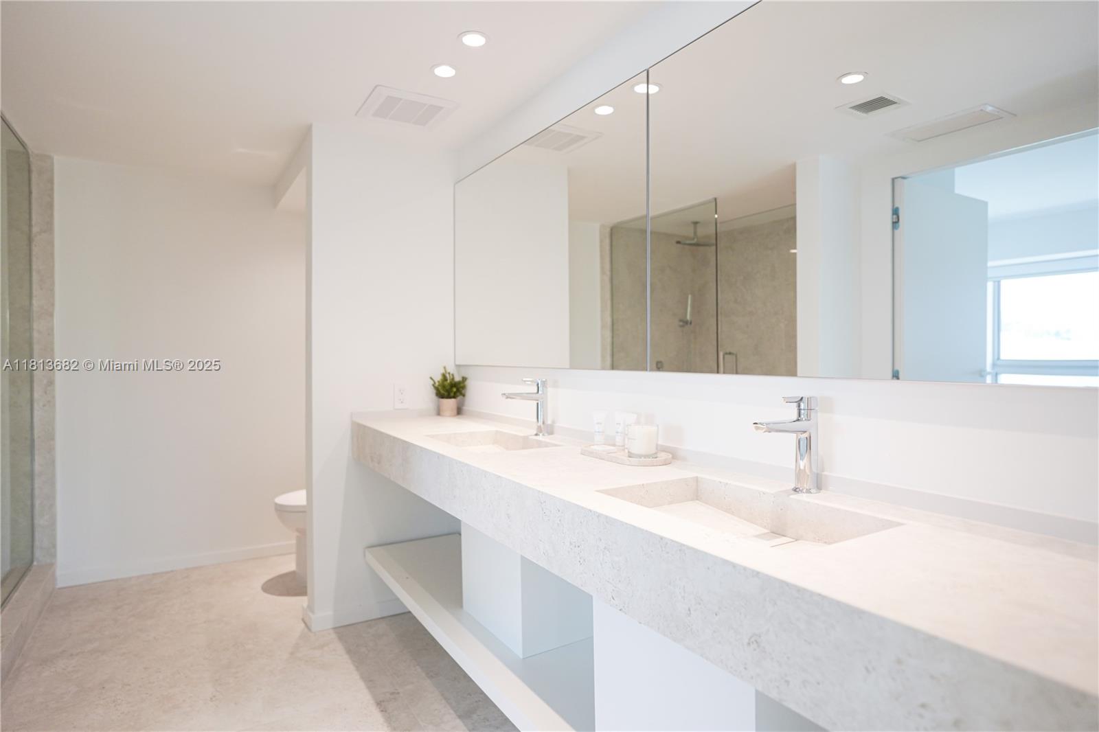 BH Bal Harbour Bldg 3 - Residential