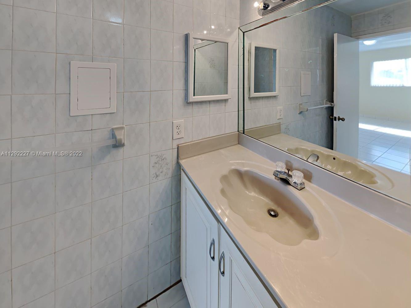 EL PRADO BY THE LAKE - Residential Lease