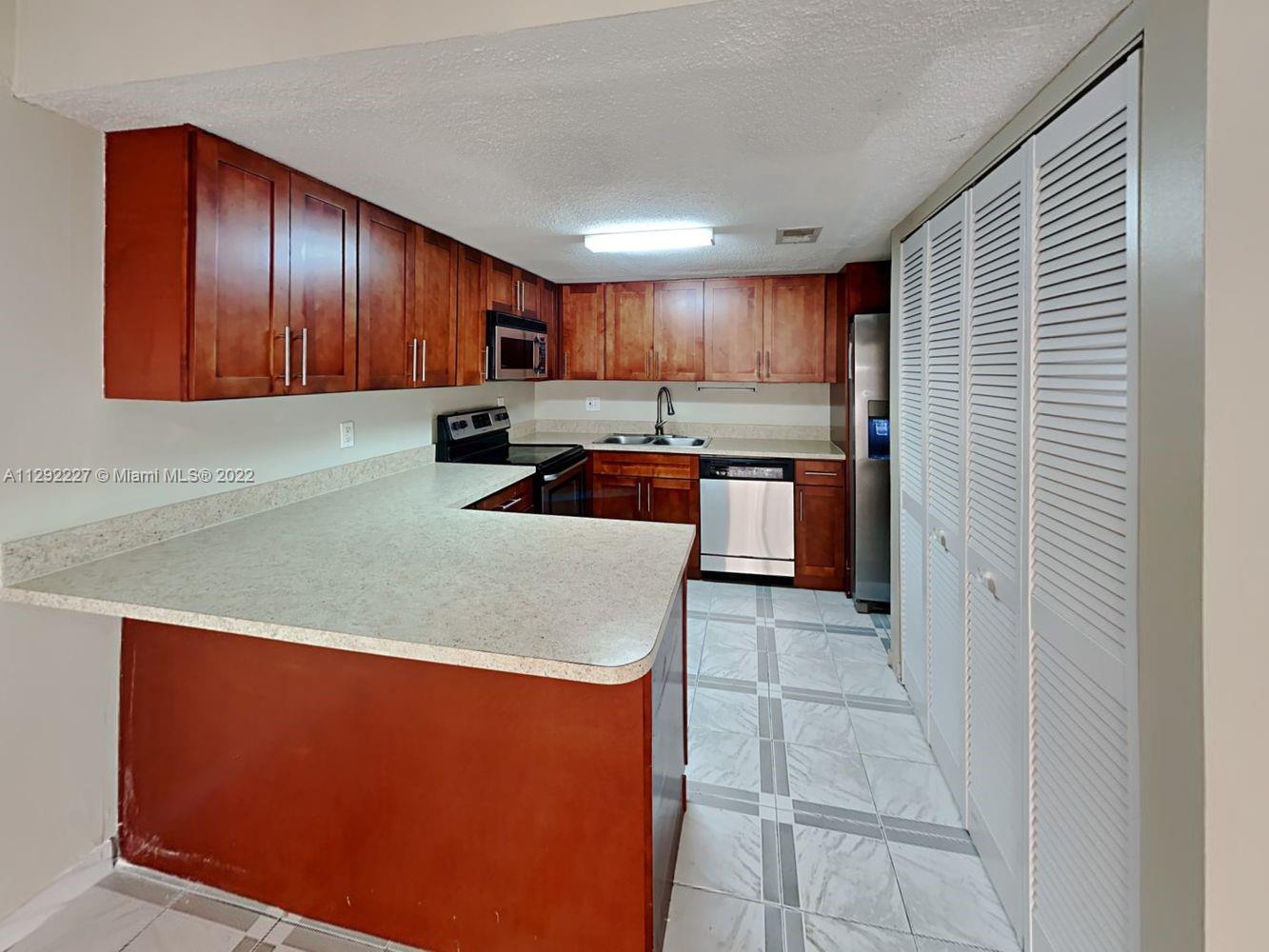 EL PRADO BY THE LAKE - Residential Lease