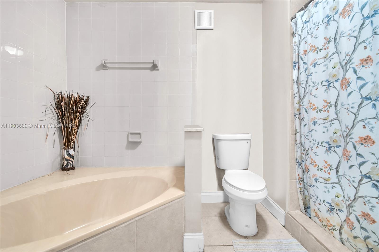 ALLEGRO AT SAWGRASS MILLS - Residential