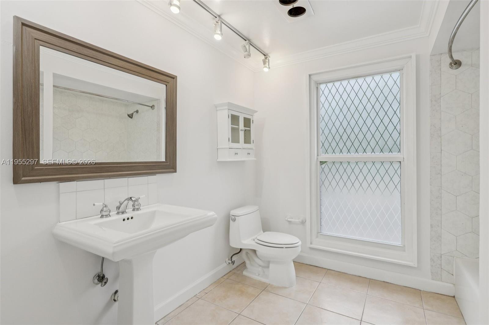 FOUR HUNDRED SIXTY ONE CO - Residential