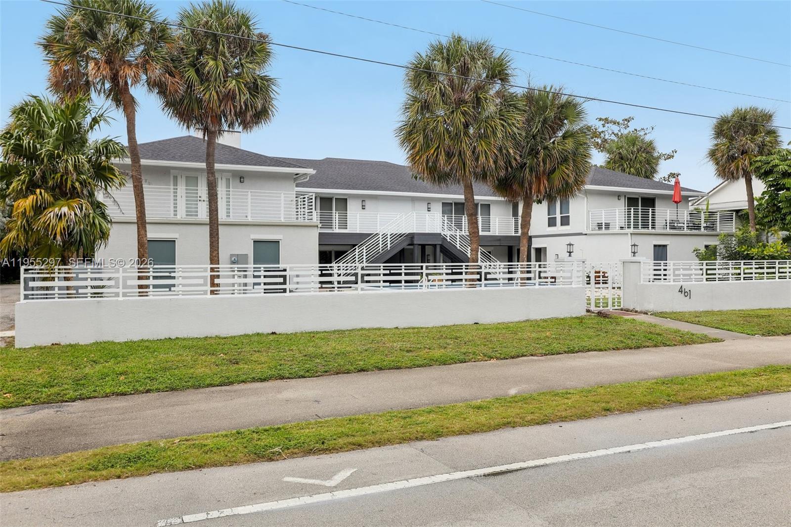 461 N Ocean Blvd 0050