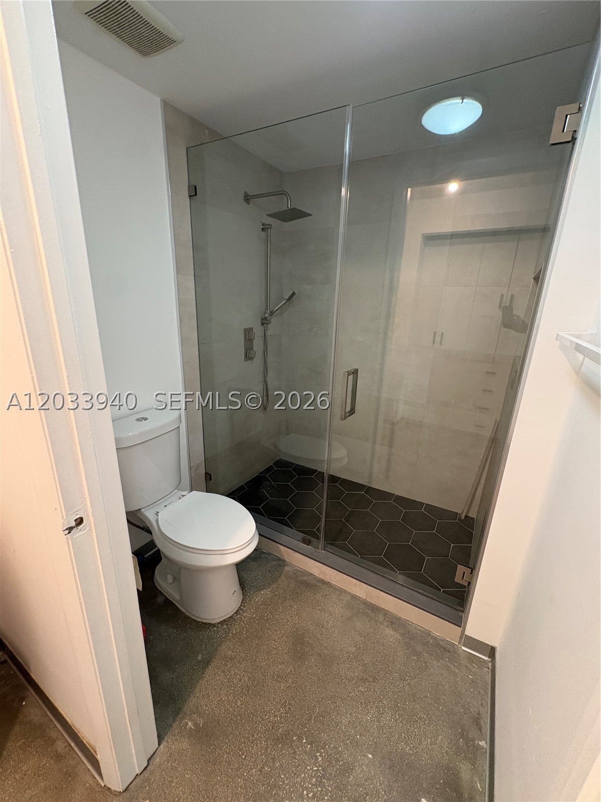 690 SW 1st Ct 1212