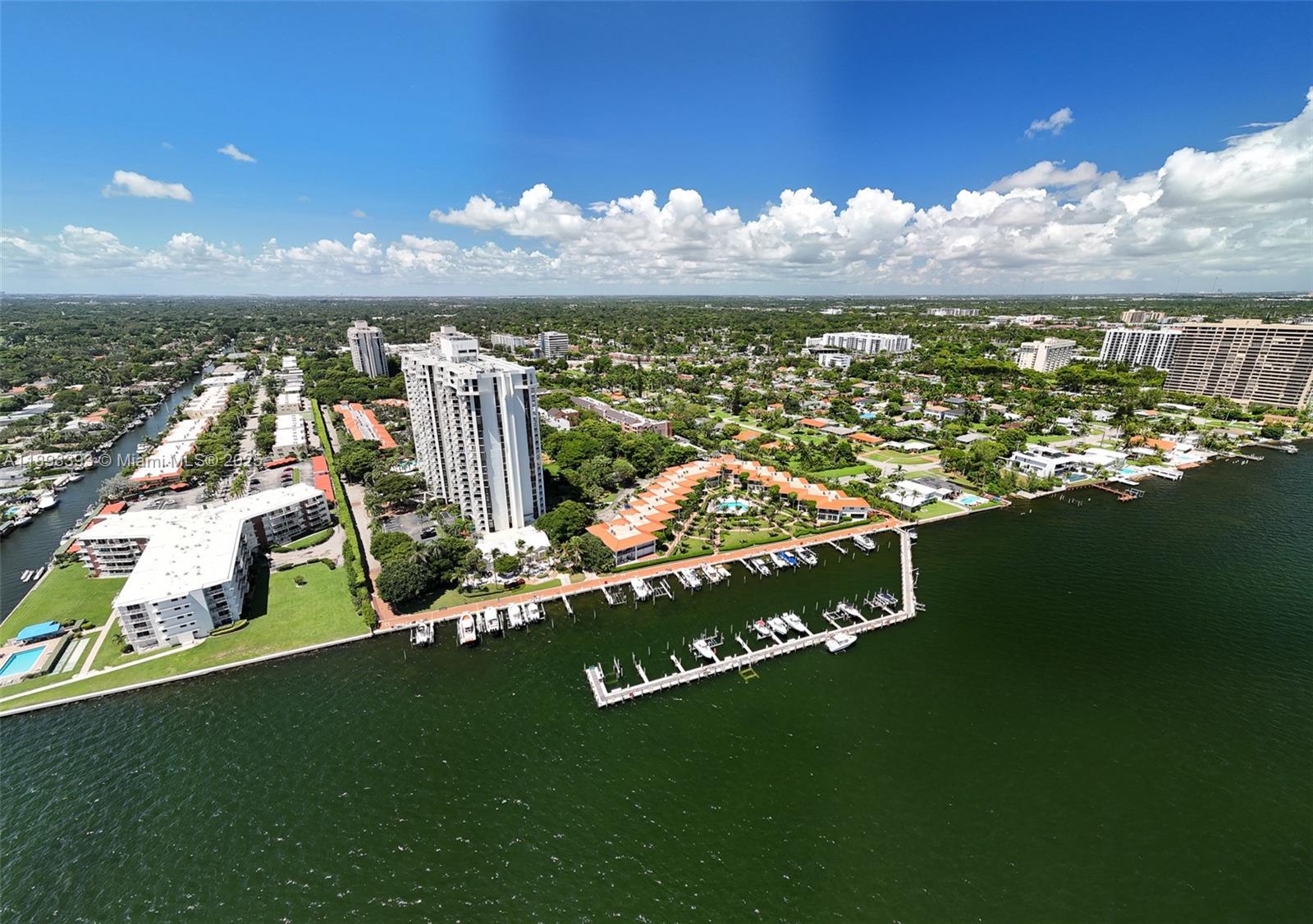 THE TOWERS OF QUAYSIDE CO - Residential