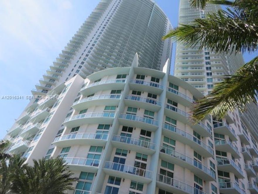 Quantum on the Bay, Modern 1 bed, 1.5 bath, nit that combines the expansive east views of the bay and city. This property features a spacious living room and bedroom with terrace which spans the length of both, Floor-to-ceiling high-impact glass doors/win dows with panoramas of the bay and skyline, spacious walk-in closets, European-style kitchen with stainless steel appliances.Amenities: 2-story lounge overlooking Biscayne Bay,billiards tables, WiFi in common areas, pool,and gym. Cable and internet includ