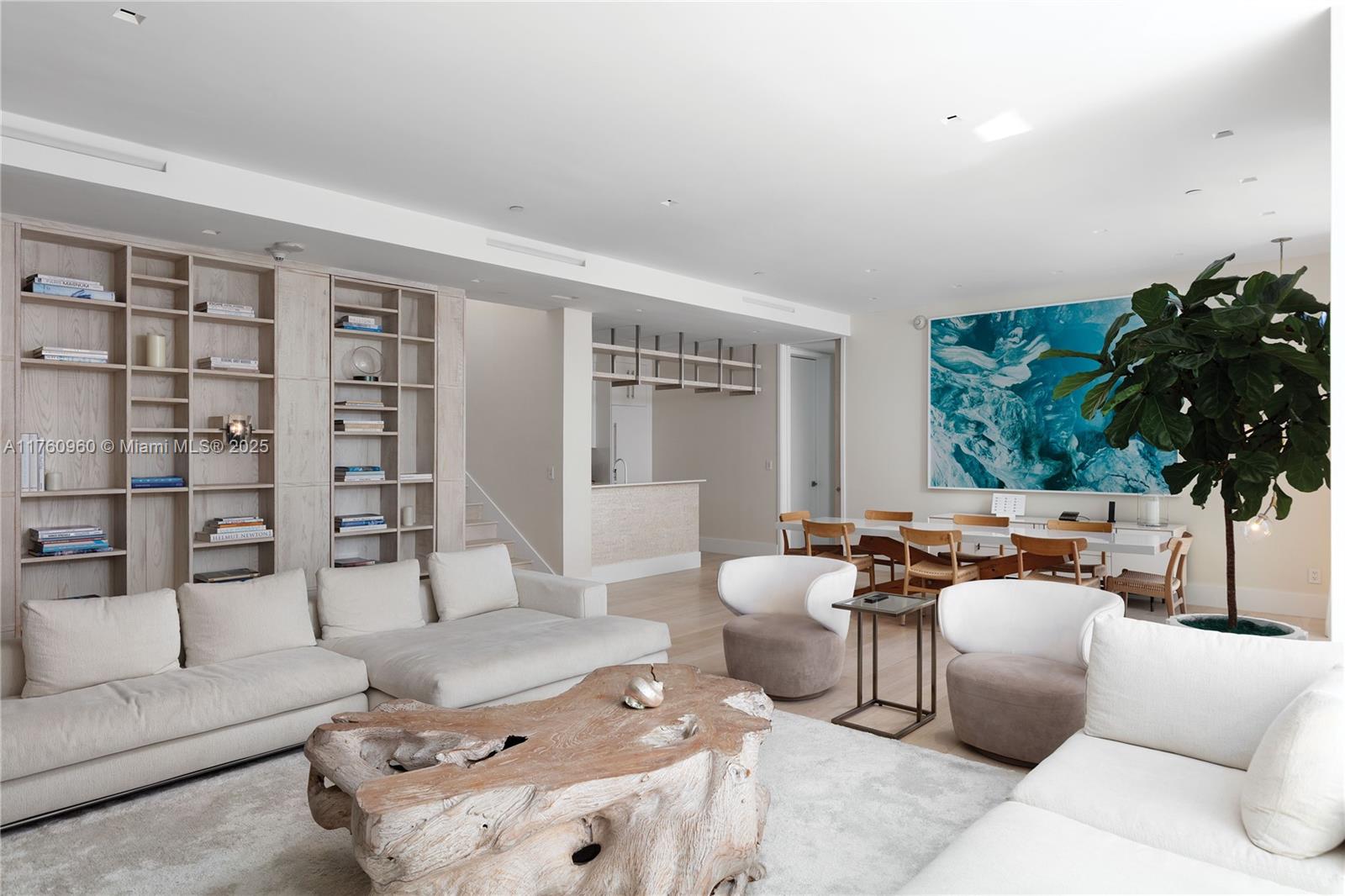 2201 COLLINS AVE CONDO - Residential