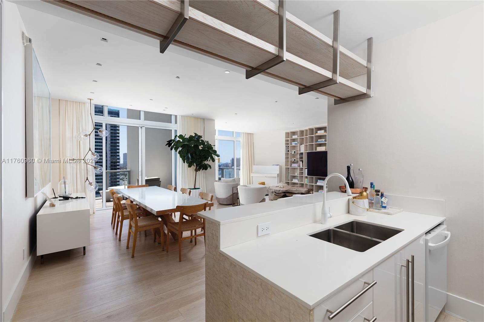 2201 COLLINS AVE CONDO - Residential