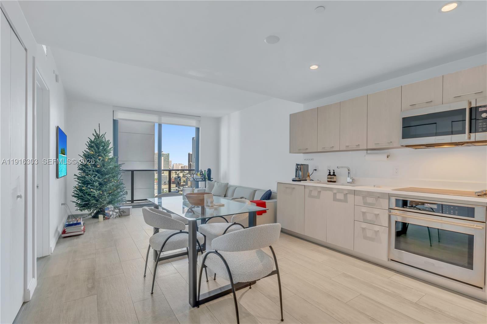 BRICKELL HEIGHTS WEST CON - Residential