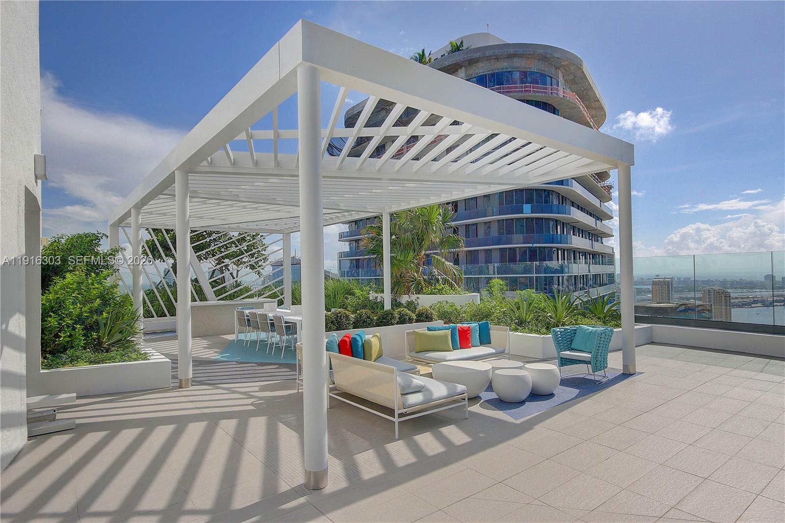 BRICKELL HEIGHTS WEST CON - Residential