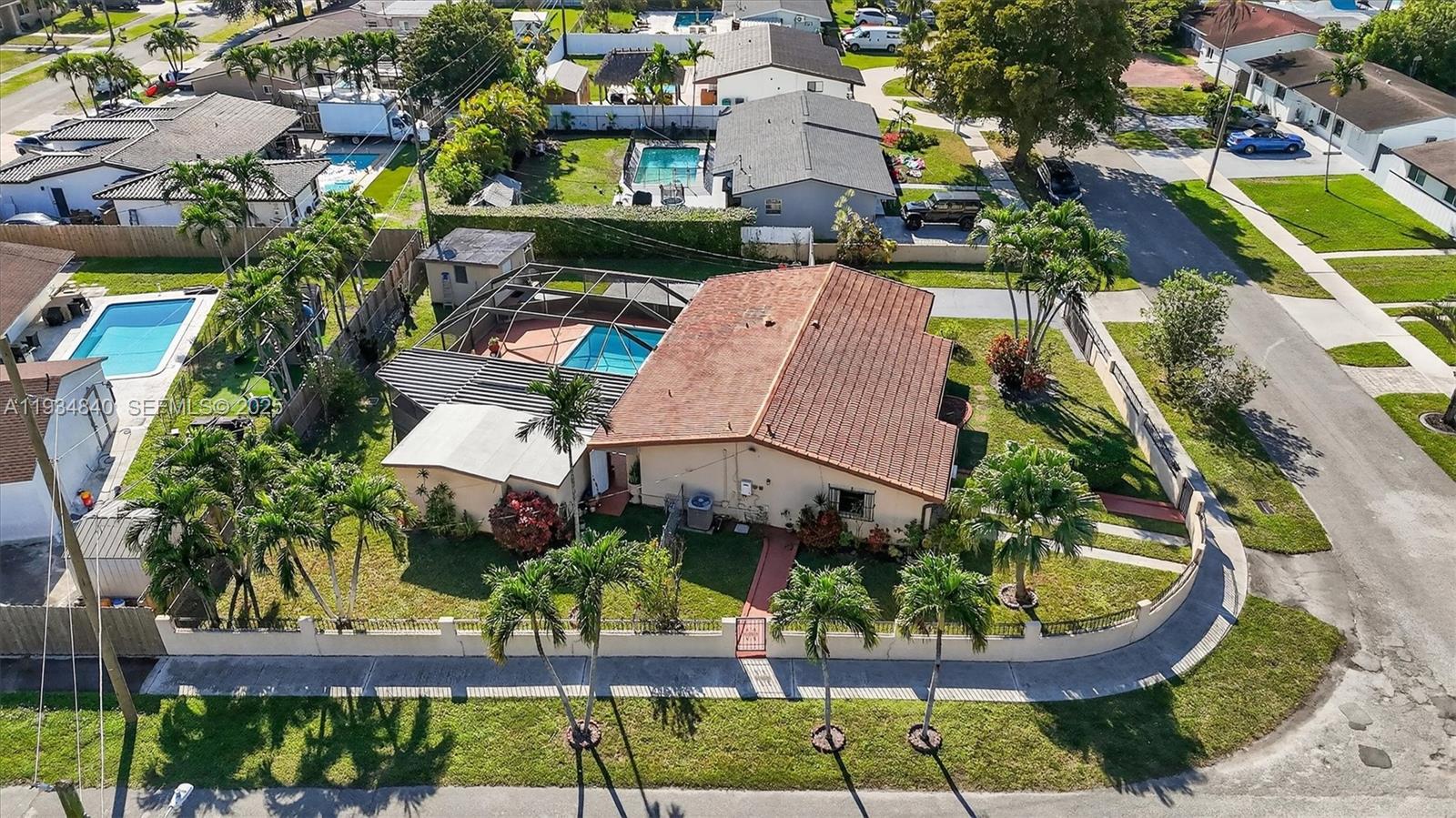 CORAL PARK ESTATES SEC 3 - Residential