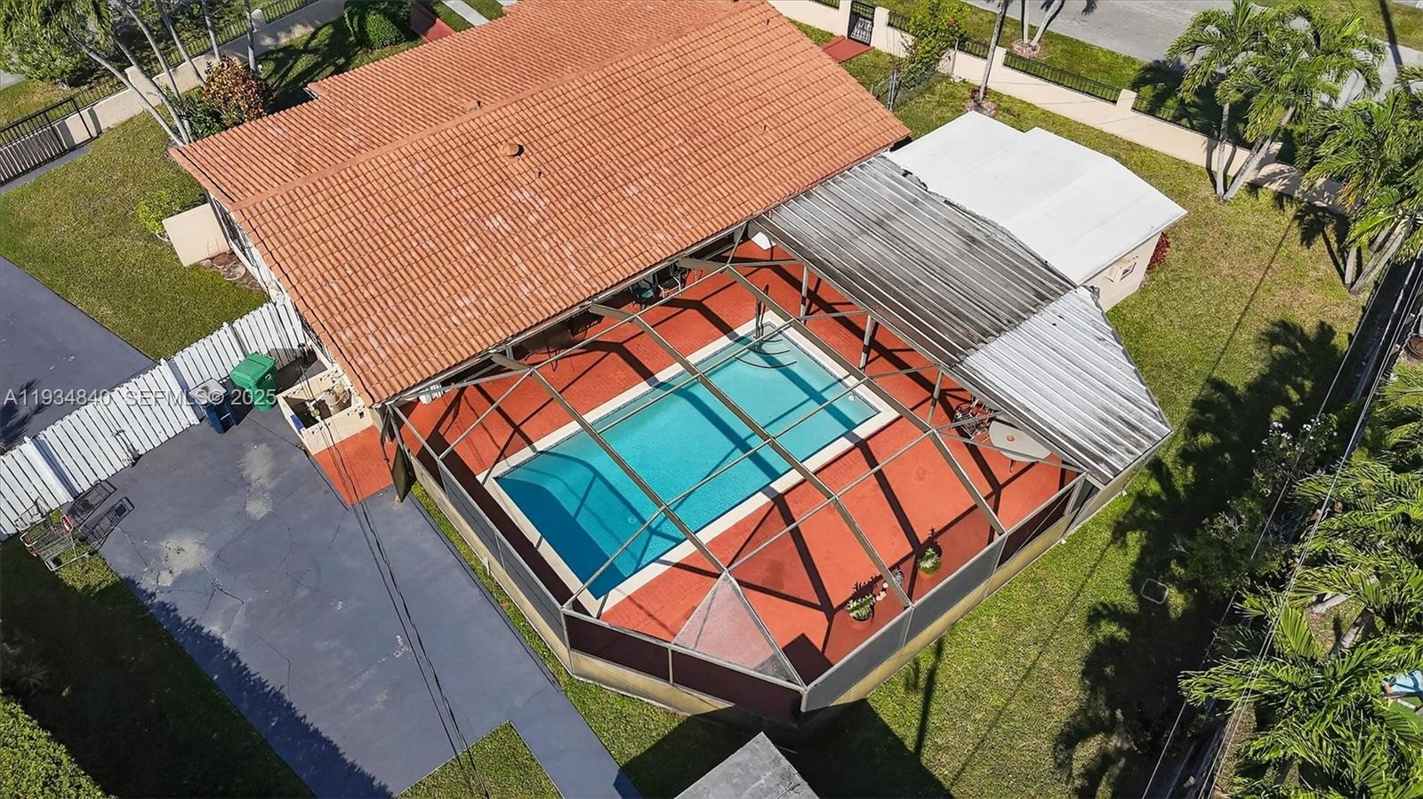 CORAL PARK ESTATES SEC 3 - Residential