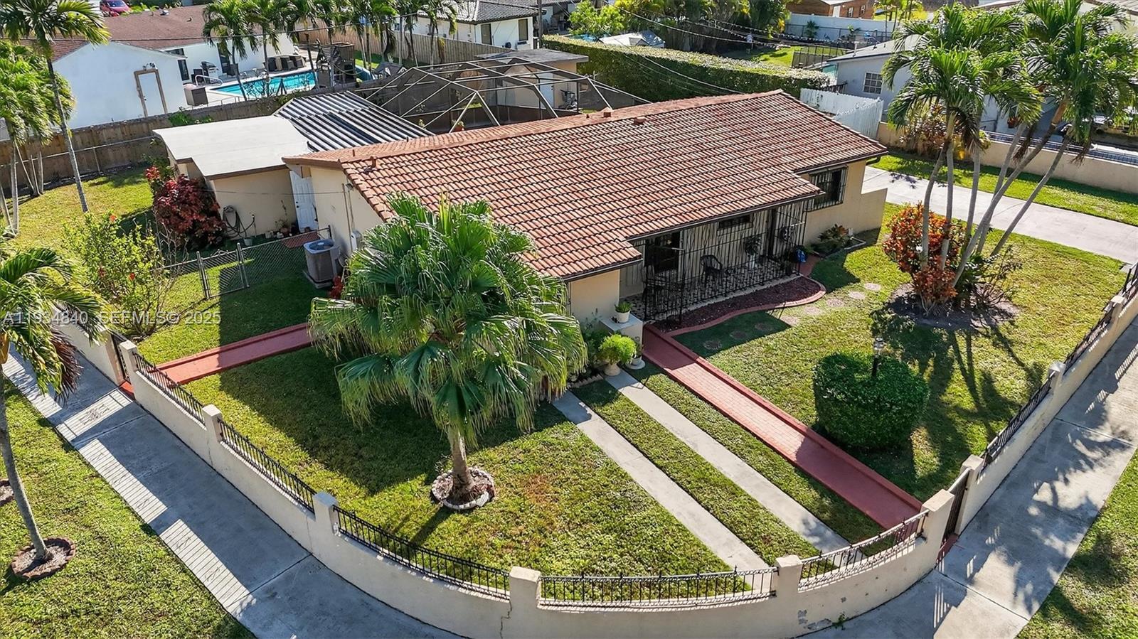 CORAL PARK ESTATES SEC 3 - Residential