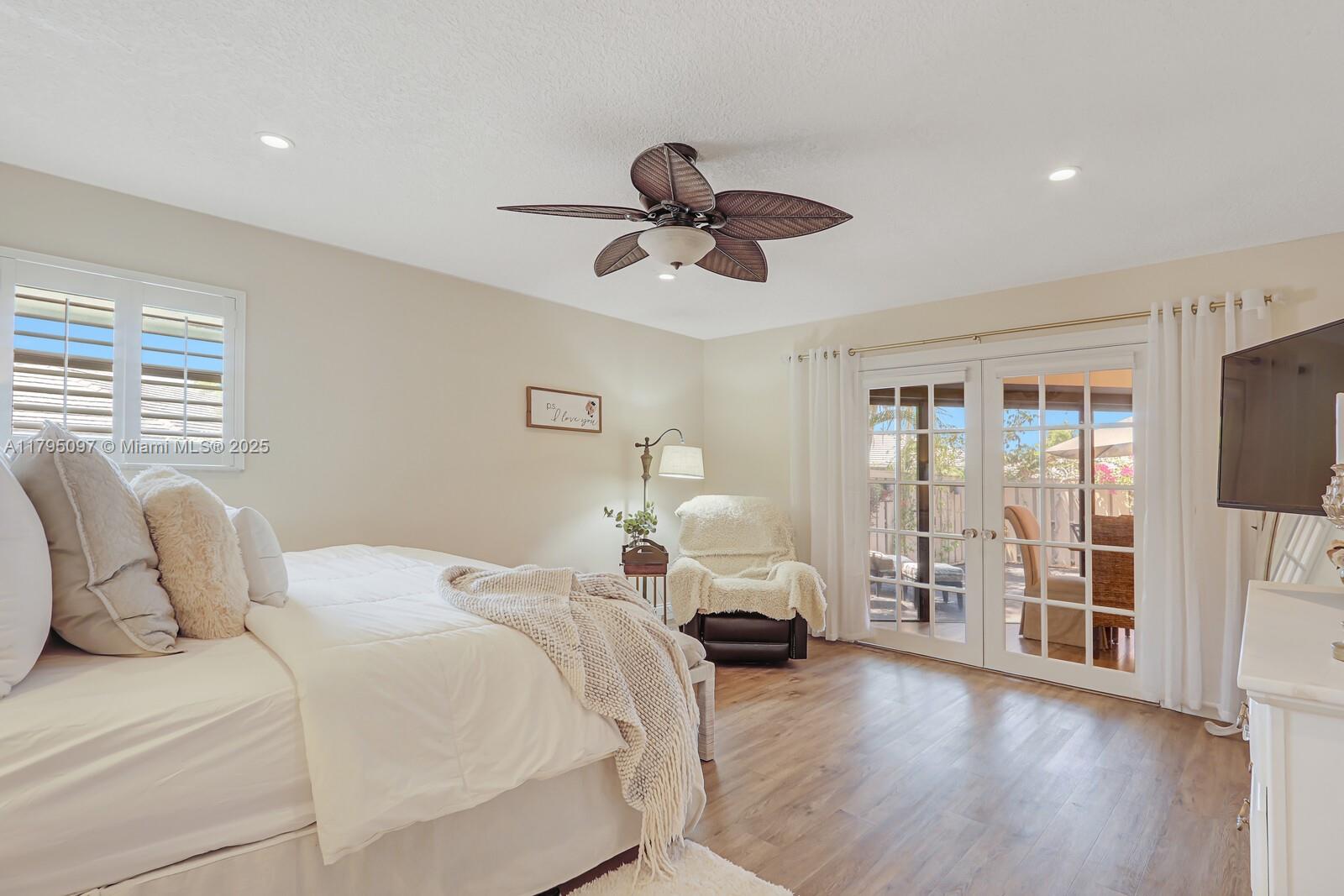BELLA VISTA - Residential