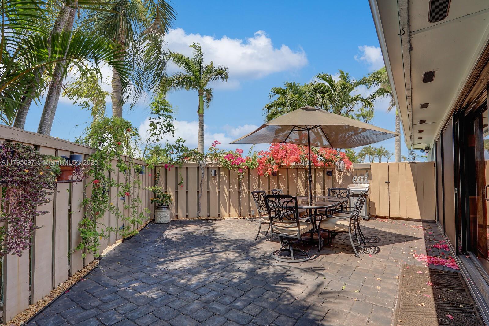 BELLA VISTA - Residential