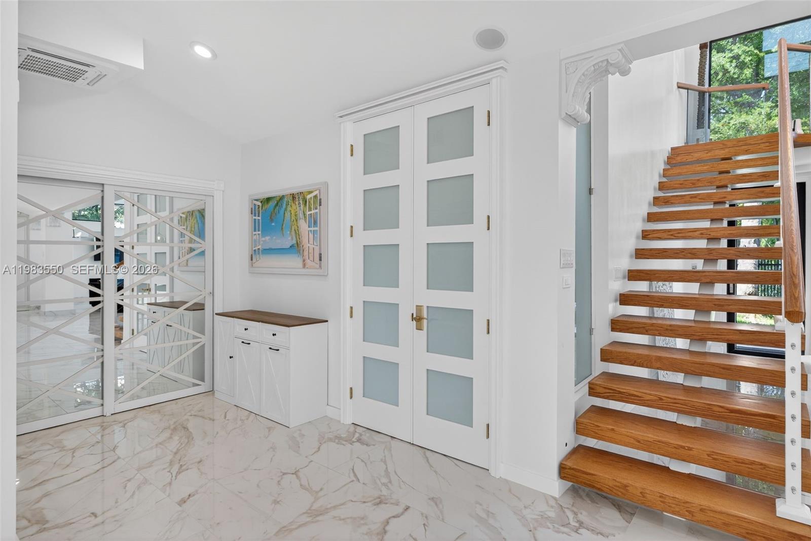 GRIFFINGS BISCAYNE PK EST - Residential