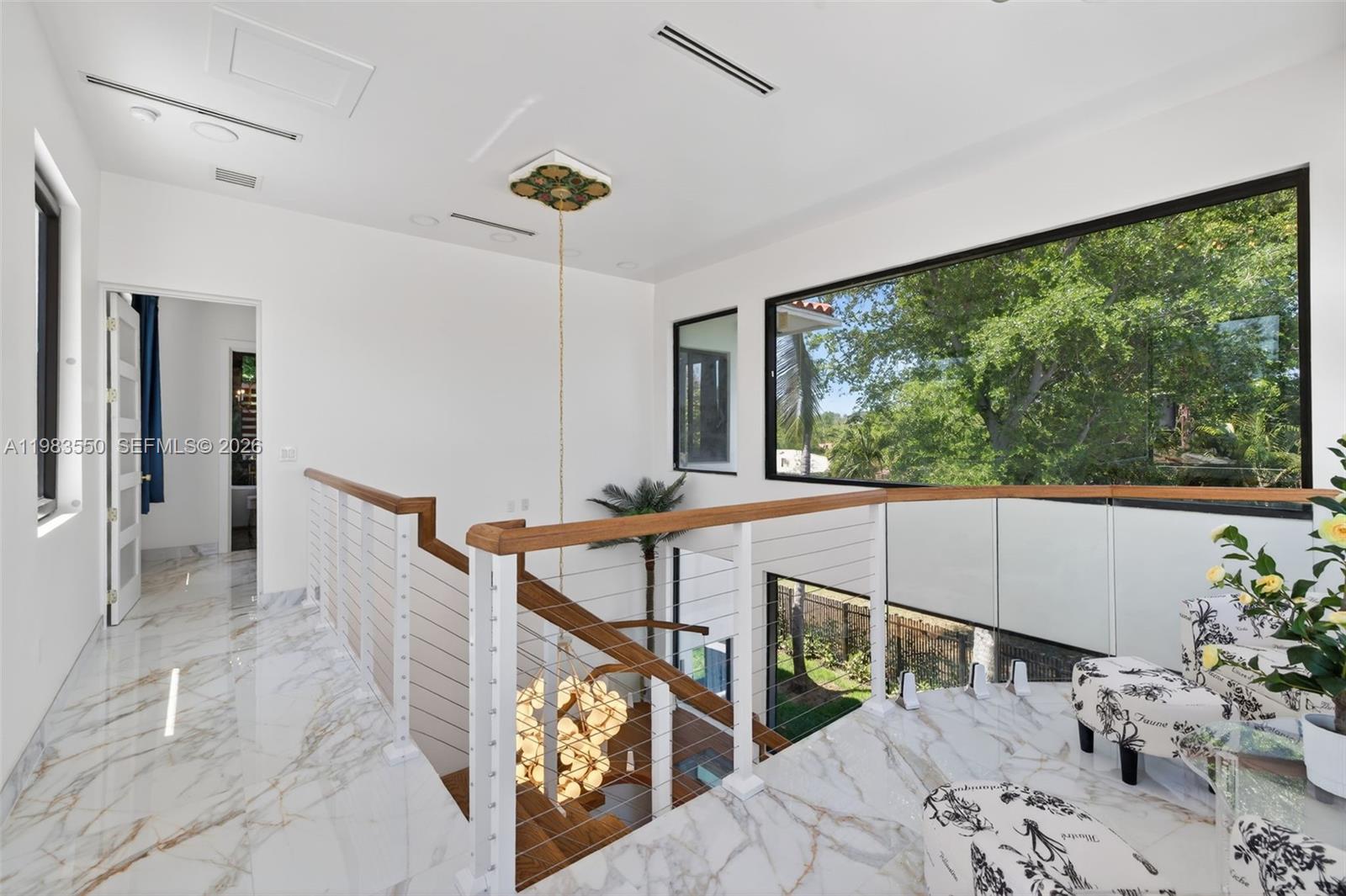 GRIFFINGS BISCAYNE PK EST - Residential