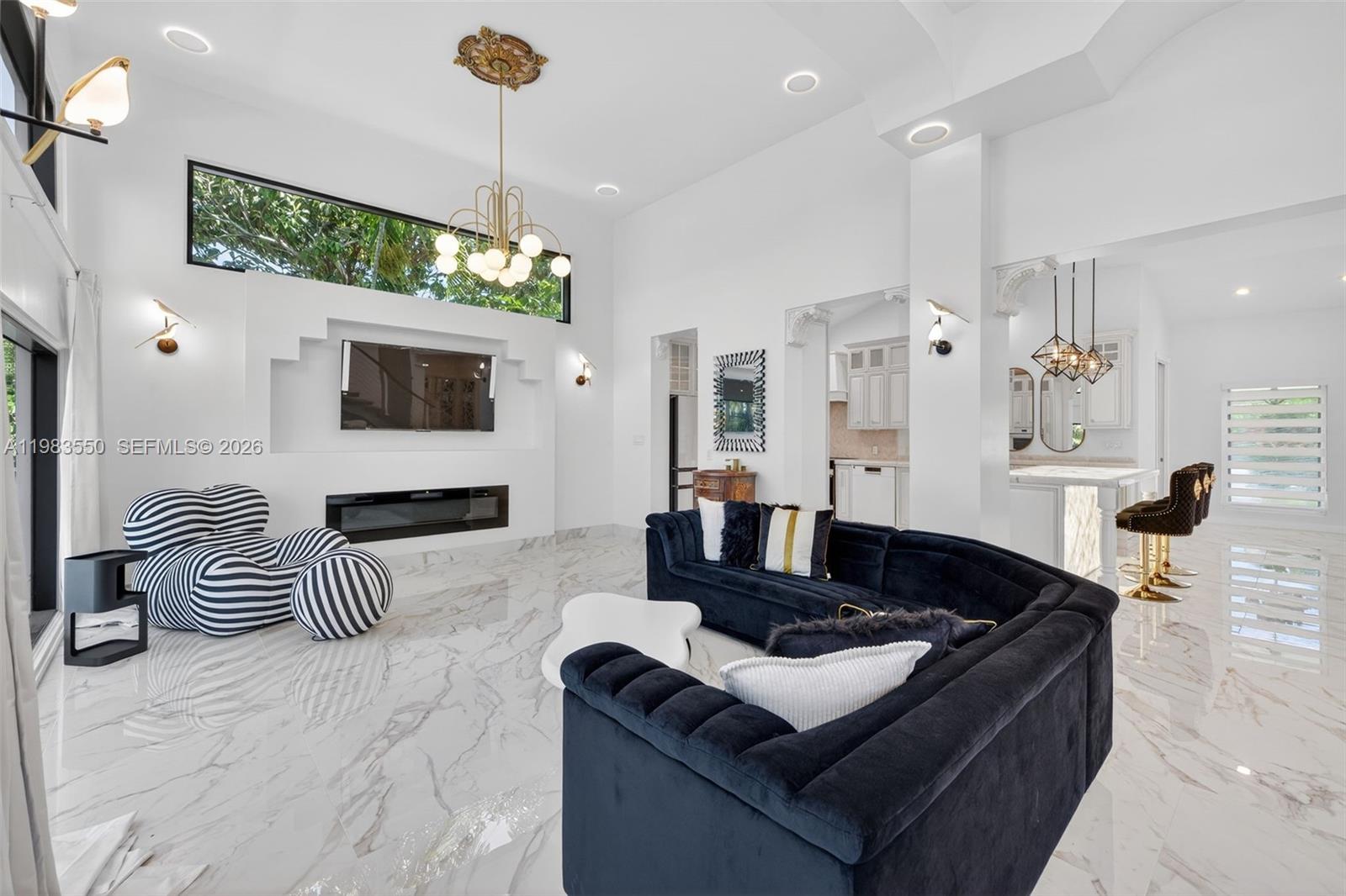 GRIFFINGS BISCAYNE PK EST - Residential