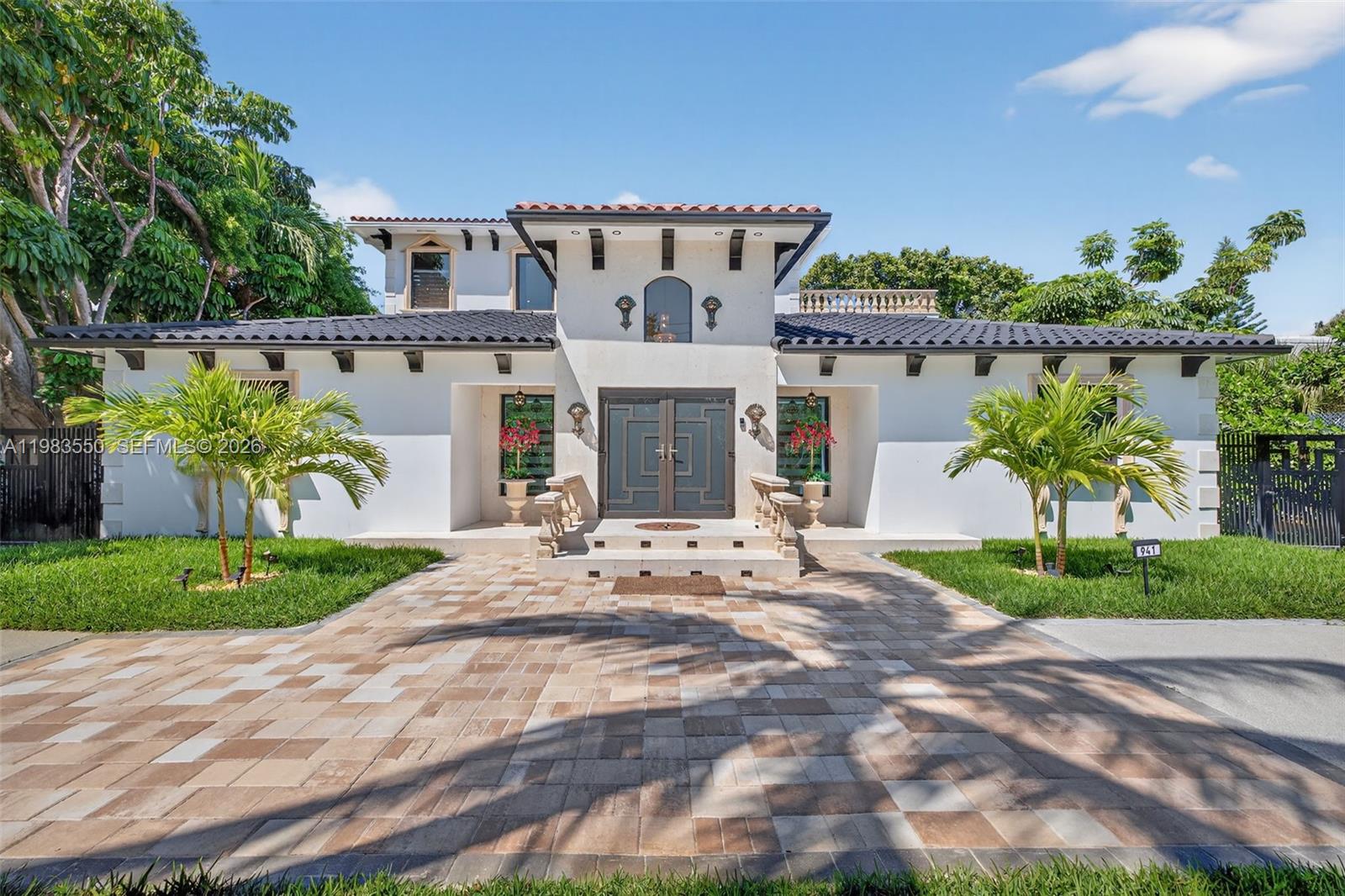 GRIFFINGS BISCAYNE PK EST - Residential