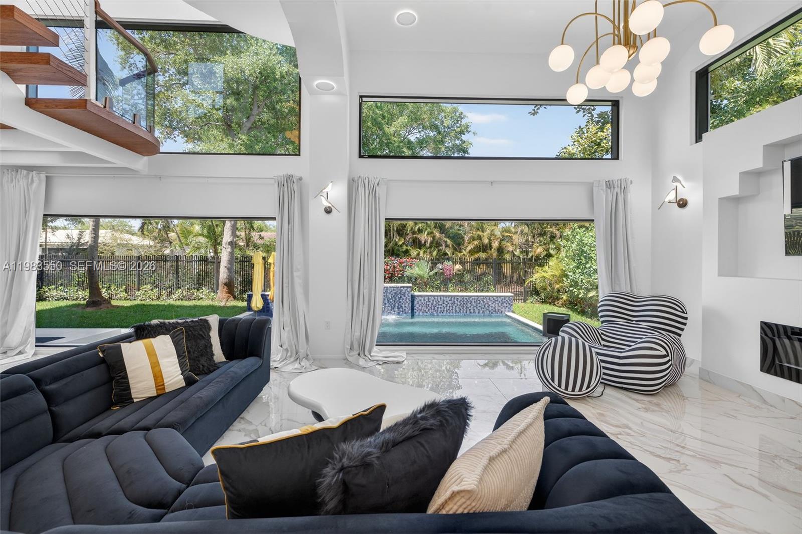 GRIFFINGS BISCAYNE PK EST - Residential