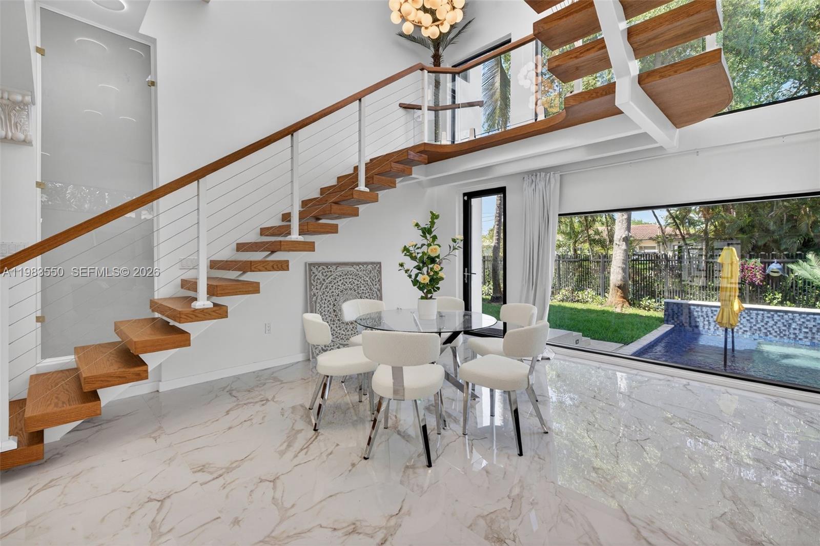 GRIFFINGS BISCAYNE PK EST - Residential