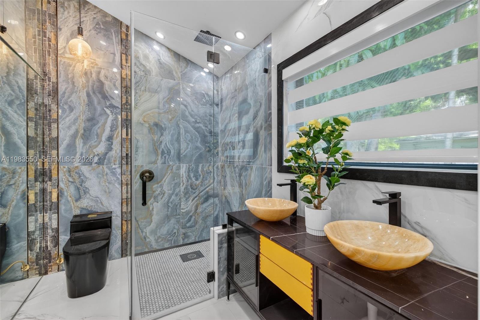 GRIFFINGS BISCAYNE PK EST - Residential