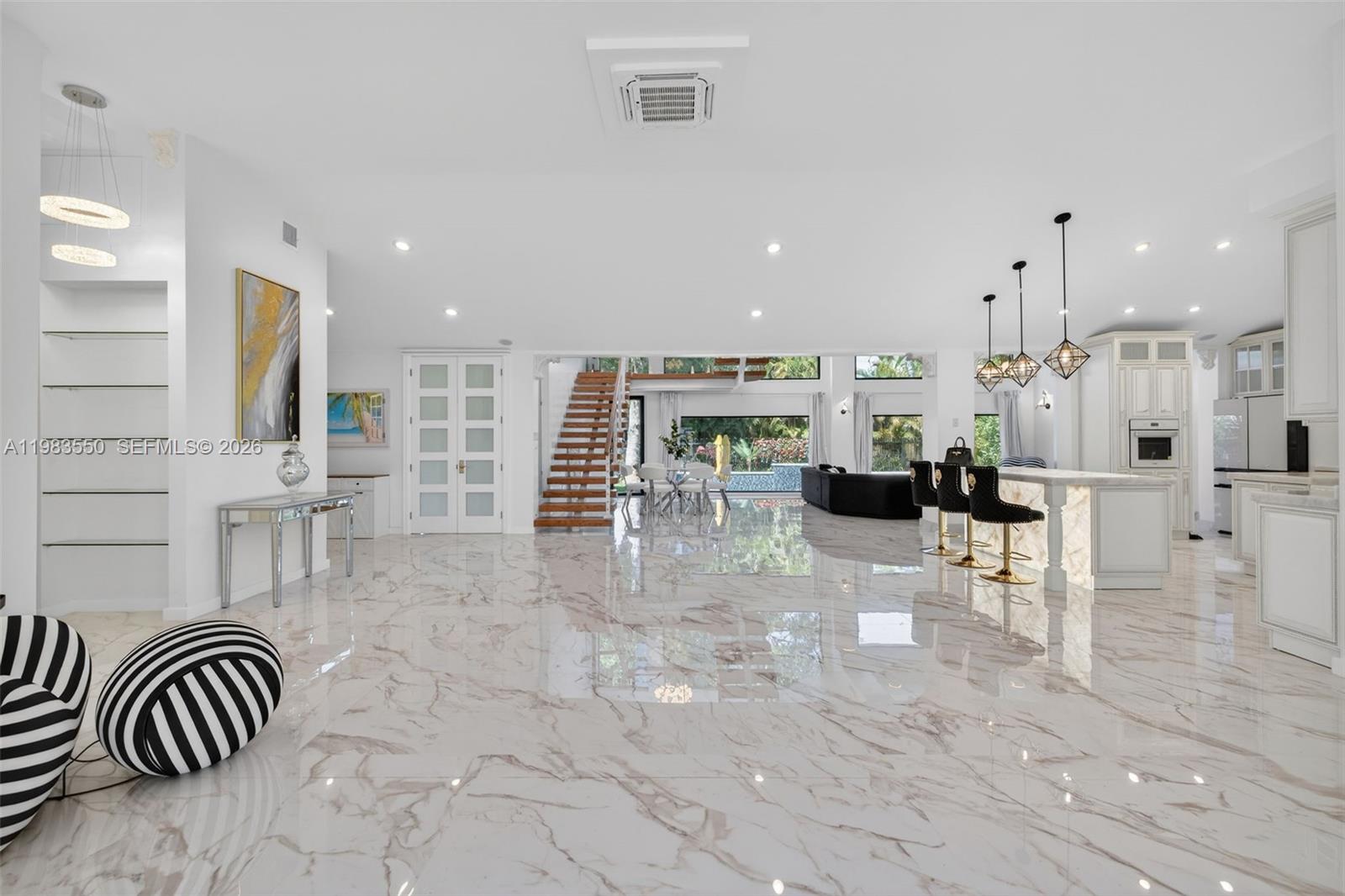 GRIFFINGS BISCAYNE PK EST - Residential