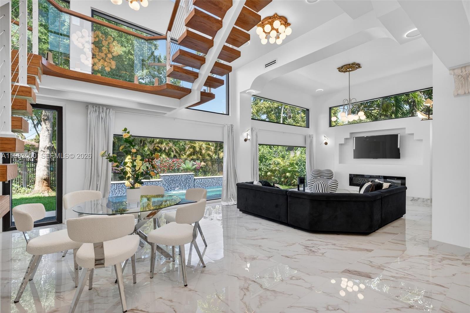 GRIFFINGS BISCAYNE PK EST - Residential