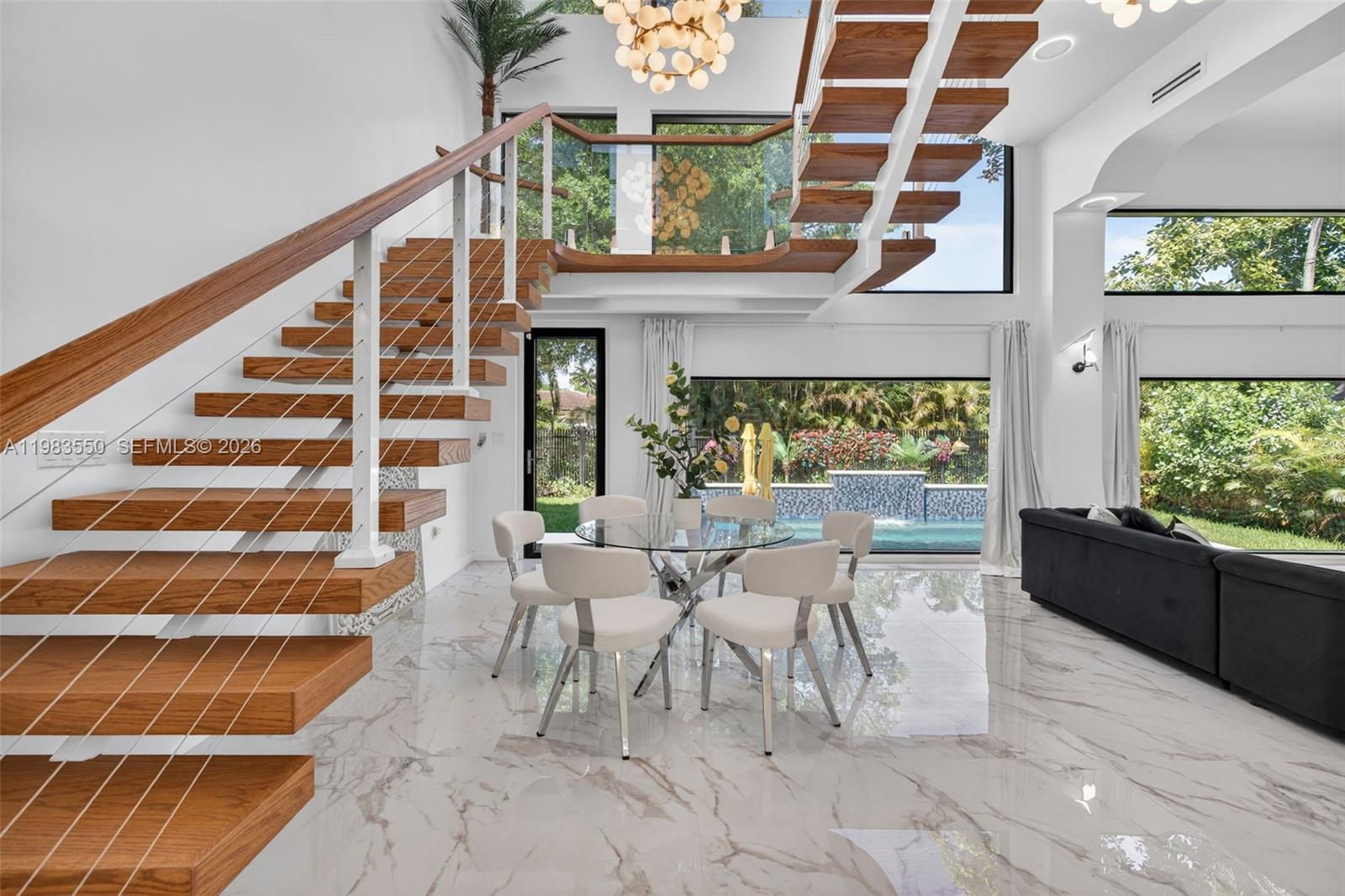 GRIFFINGS BISCAYNE PK EST - Residential