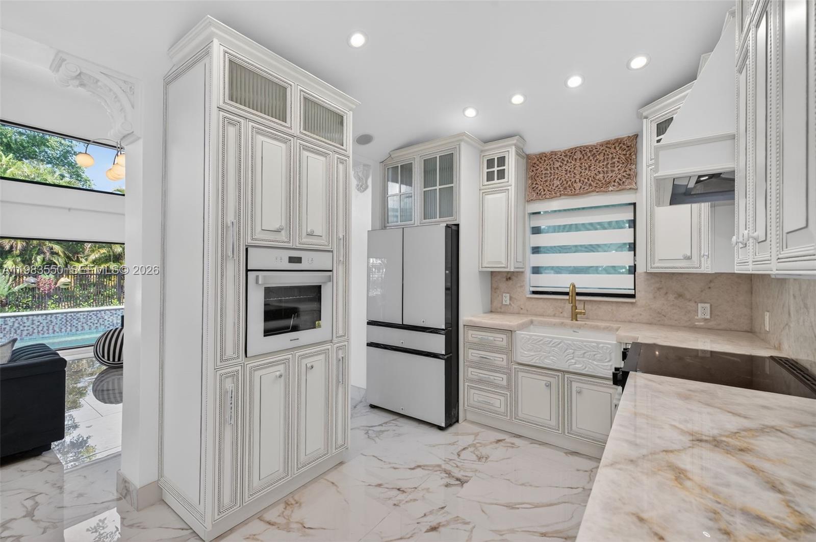 GRIFFINGS BISCAYNE PK EST - Residential