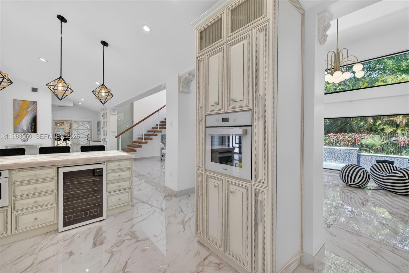 GRIFFINGS BISCAYNE PK EST - Residential