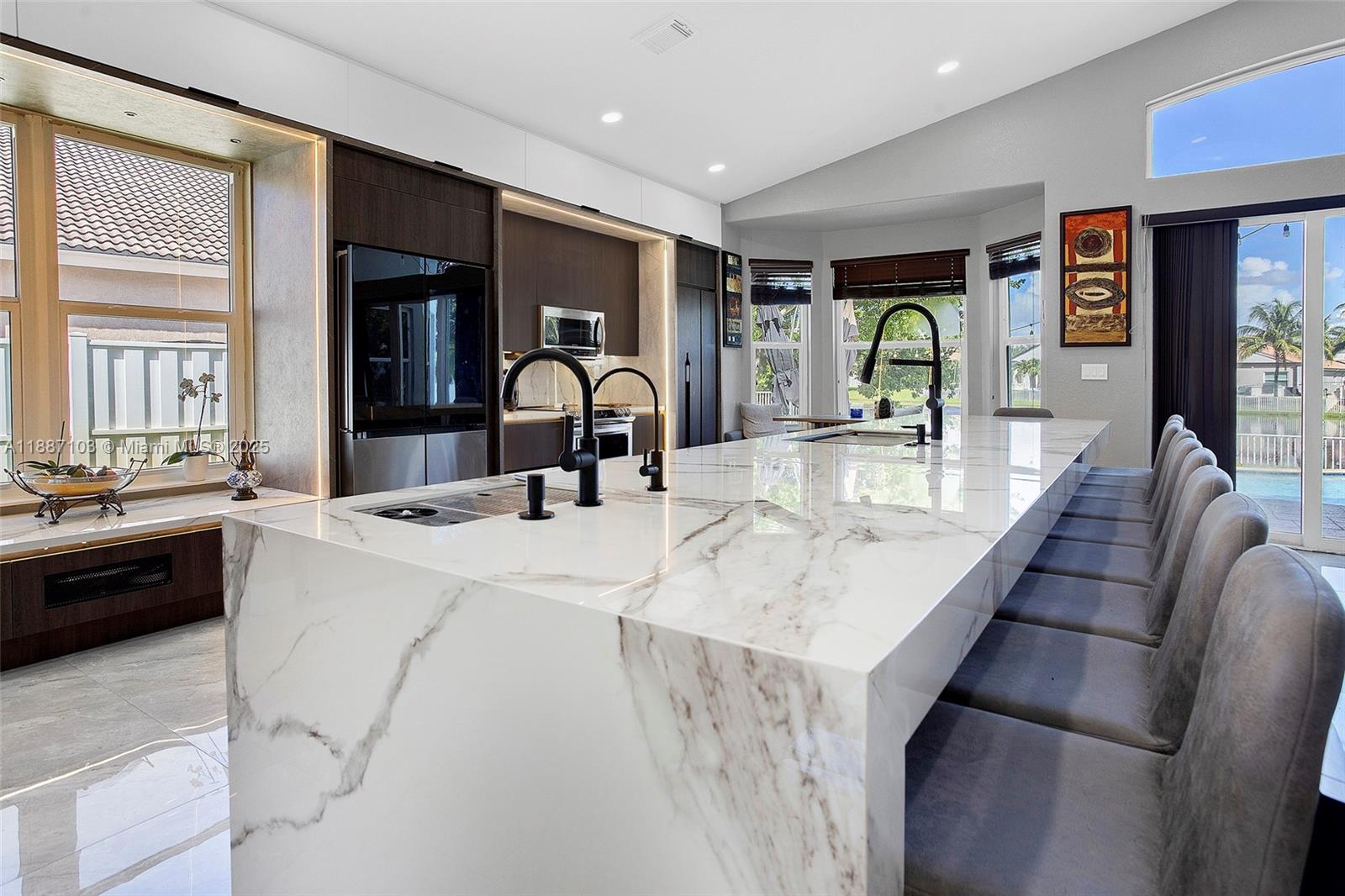 SUNSET LAKES PLAT TWO - Residential